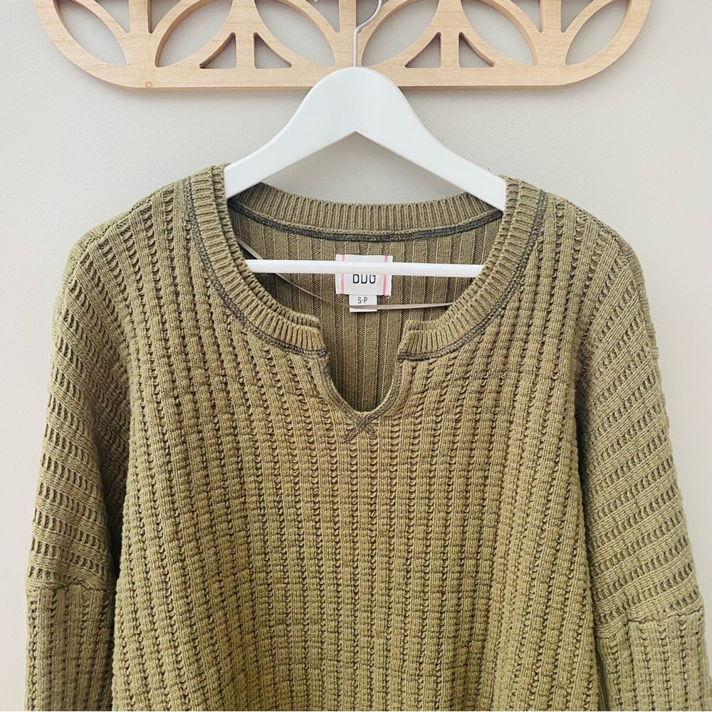 BDG by Urban Outfitters Oversized High Low Sweater Green Sz Small - Picture 2 of 8